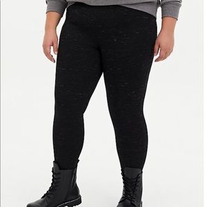NWT SLIM FIX PULL-ON PIXIE PANT-SPACE DYE BLACK